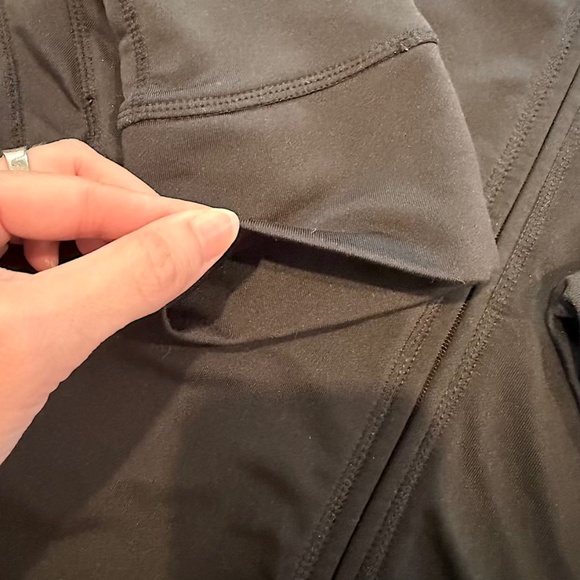 Nike FitDry Women’s Black Full Zip Hooded Sweater Jacket - Large (EUC) - Picture 5 of 12